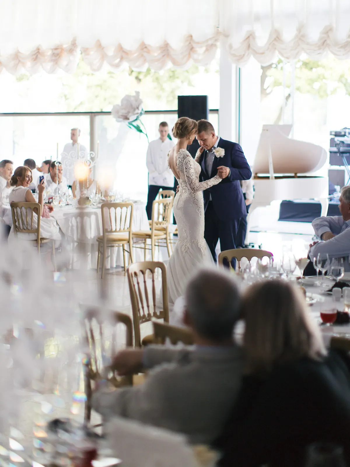 Beautiful ceremony in a park, photo 21