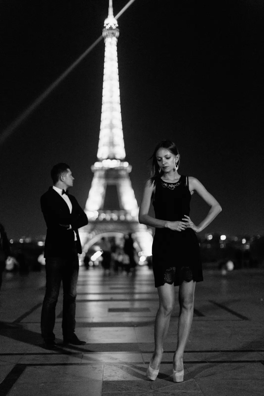 Engagement session in Paris, France, photo 10