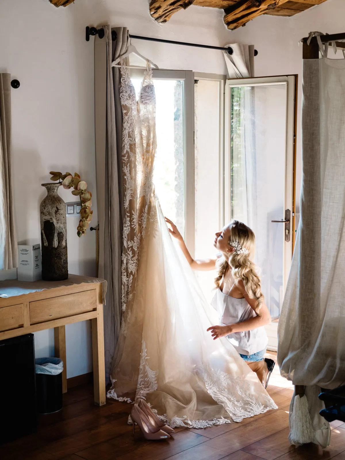 Wedding in Corse, France, photo 2